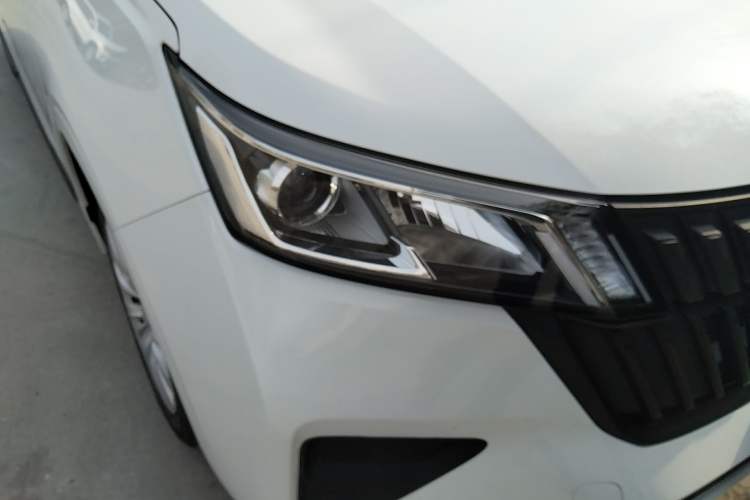 Used Wuling Jiachen 2022 1.5L Manual Enjoyment Elite Model Right Front Headlight