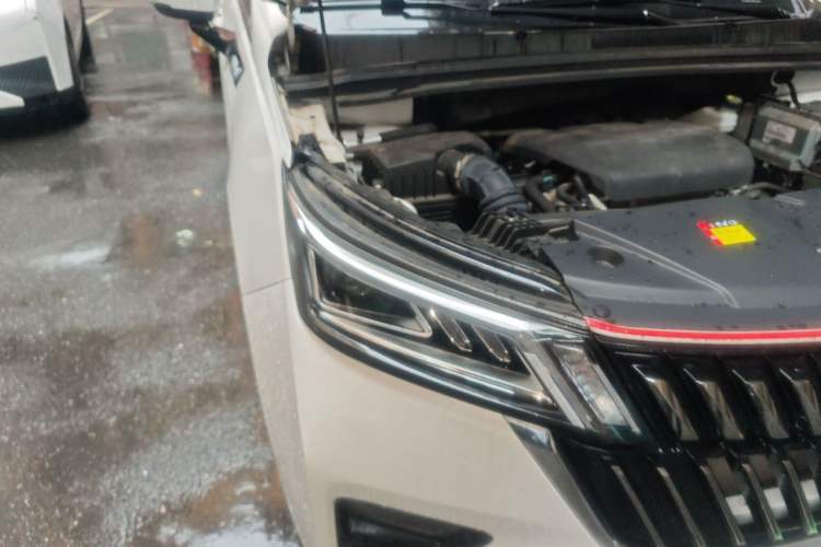 Used Wuling Jiachen 2022 1.5T CVT Deluxe Flagship Edition Right Front Headlight