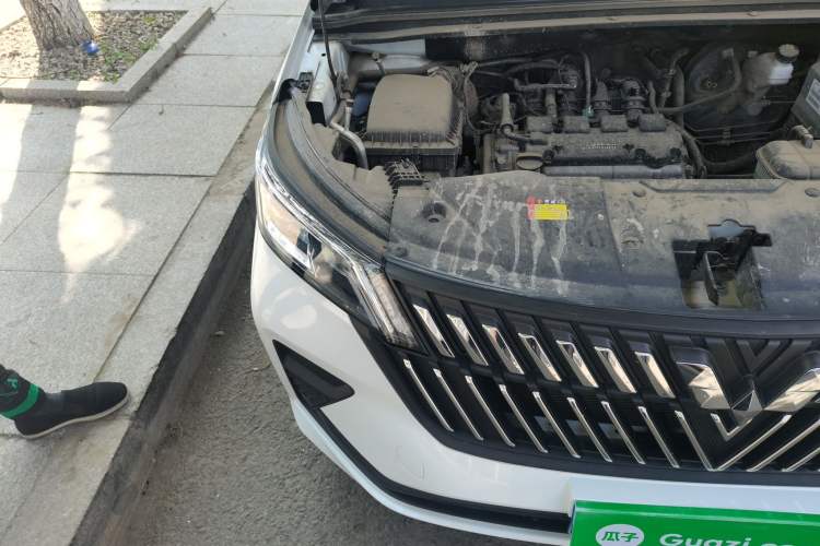 Used Wuling Jiachen 2022 1.5L Manual Enjoyment Elite Model Right Front Headlight