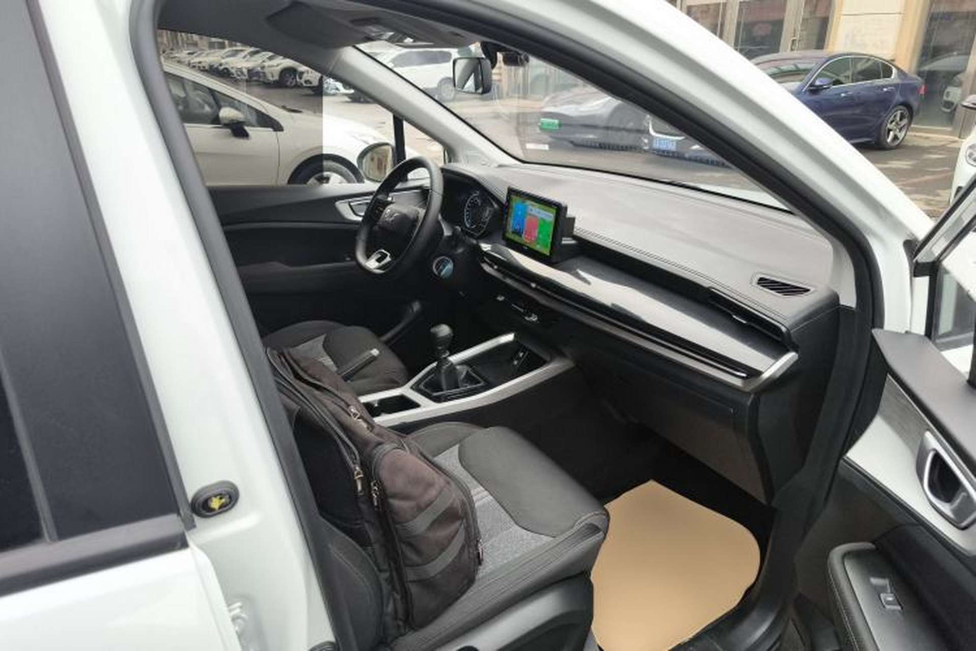 Used Wuling Jiachen 2022 1.5L Manual Enjoyment Elite Model Right Front Seat