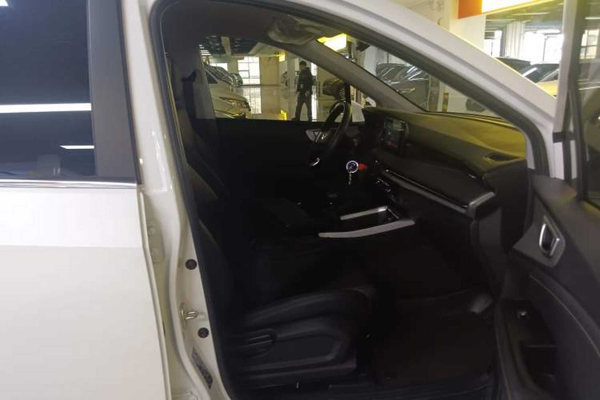 Used Wuling Jiachen 2022 1.5L Manual Comfort Edition Right Front Seat