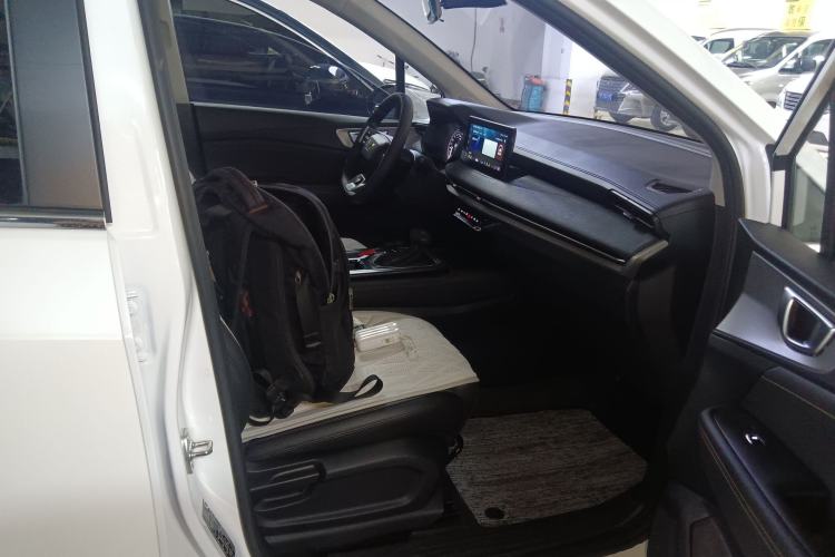 Used Wuling Jiachen 2022 1.5T CVT Smart Luxury Version Right Front Seat