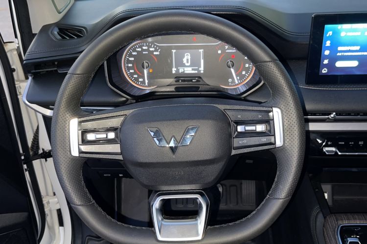 Used Wuling Jiachen 2022 1.5T CVT Deluxe Flagship Edition Right Front Seat