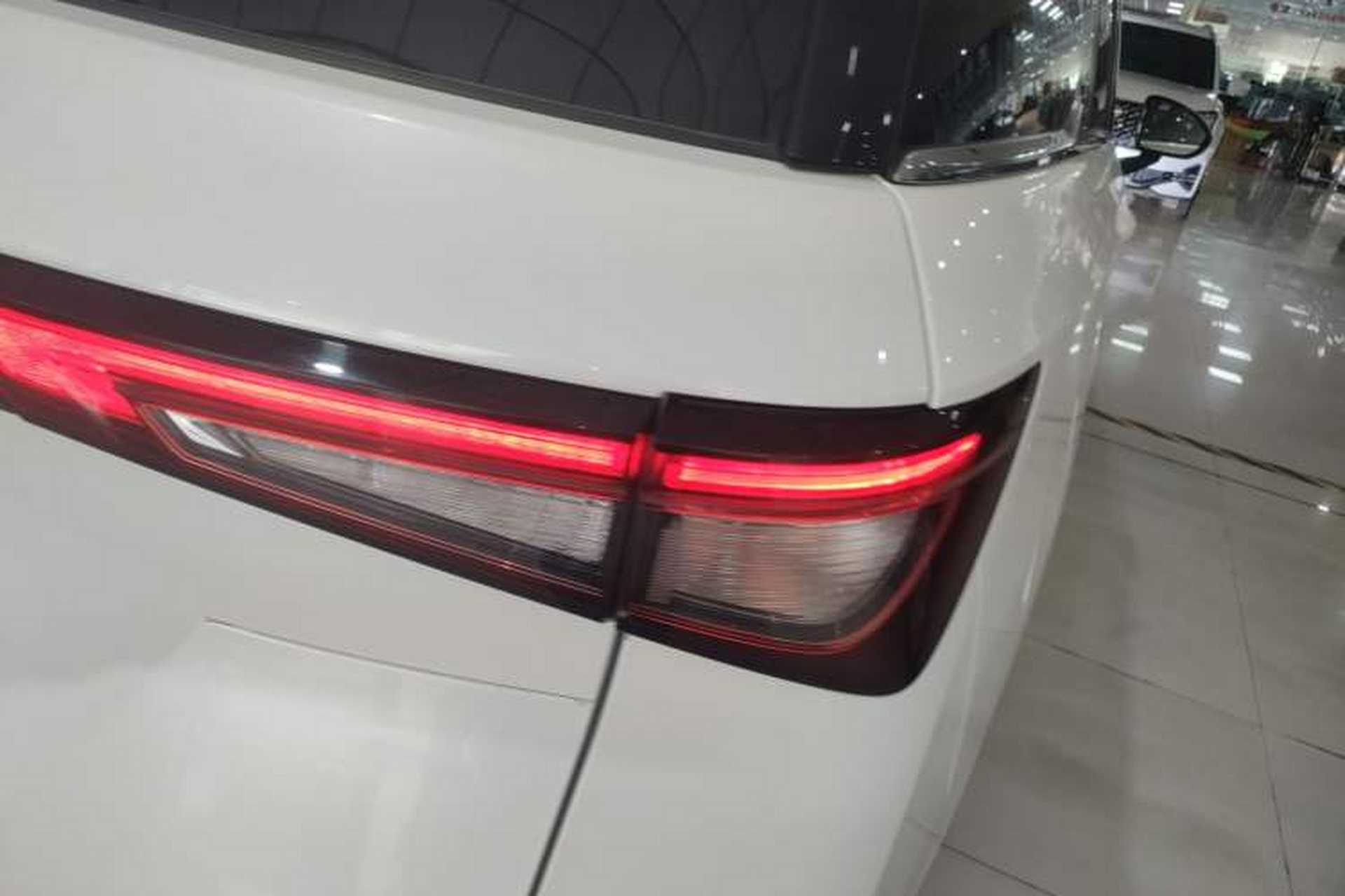 Used Wuling Jiachen 2022 1.5T CVT Smart Luxury Version Right Rear Taillight
