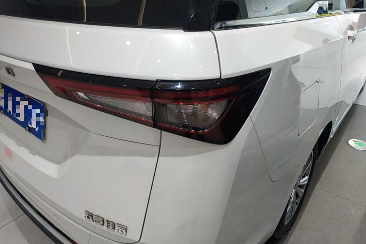 Used Wuling Jiachen 2022 1.5L Manual Light Comfort Edition Right Rear Taillight