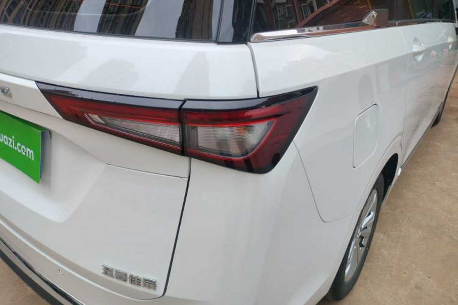 Used Wuling Jiachen 2022 1.5T Manual Comfort & Dynamic Version Right Rear Taillight