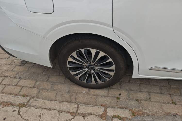 Used Wuling Jiachen 2022 1.5T CVT Deluxe Flagship Edition Right Rear Wheel Hub