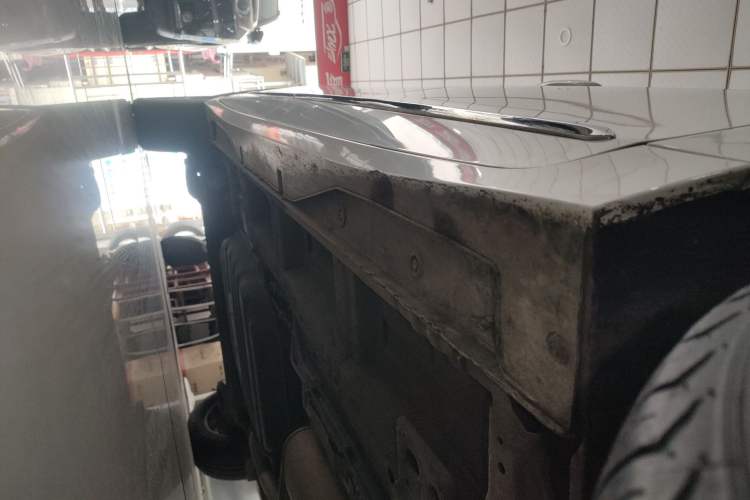 Used Wuling Jiachen 2022 1.5T CVT Smart Luxury Version Right Side Sill