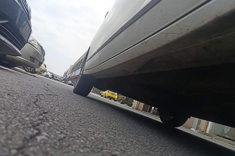 Used Wuling Jiachen 2022 1.5L Manual Light Comfort Edition Right Side Sill