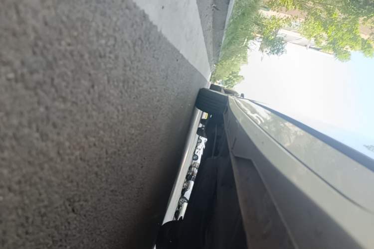 Used Wuling Jiachen 2022 1.5L Manual Enjoyment Elite Model Right Side Sill