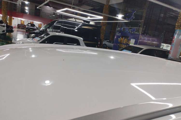 Used Wuling Jiachen 2022 1.5L Manual Comfort Edition Roof