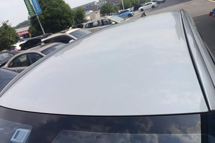 Used Wuling Jiachen 2022 1.5L Manual Light Comfort Edition Roof