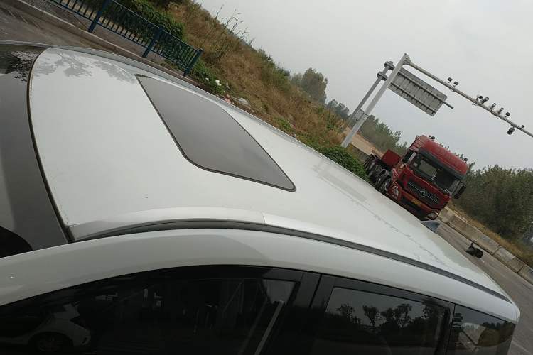 Used Wuling Jiachen 2022 1.5T CVT Deluxe Flagship Edition Roof