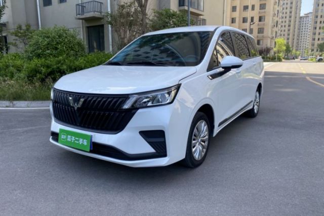 Used Wuling Jiachen 2022 1.5L Manual Enjoyment Elite Model
