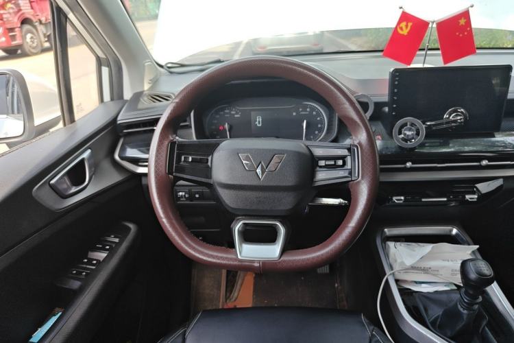 Used Wuling Jiachen 2022 1.5L Manual Enjoyment Elite Model Steering Wheel