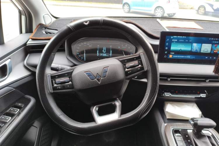 Used Wuling Jiachen 2022 1.5T CVT Deluxe Flagship Edition Steering Wheel