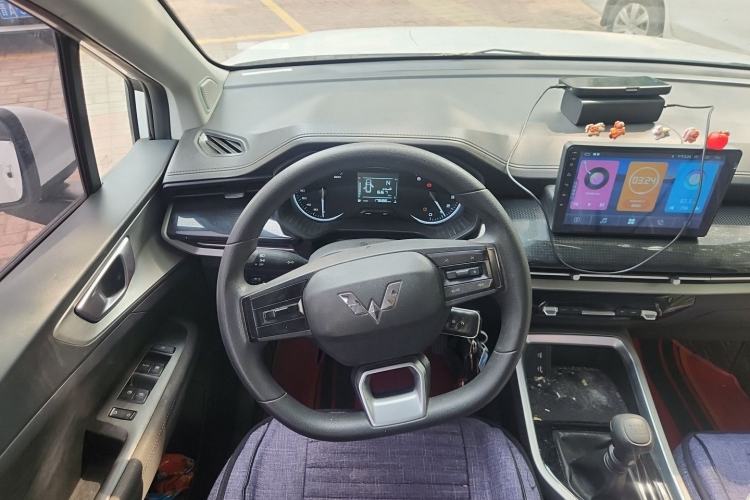 Used Wuling Jiachen 2022 1.5L Manual Light Comfort Edition Steering Wheel