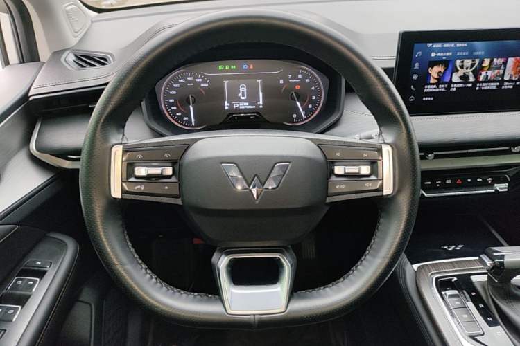 Used Wuling Jiachen 2022 1.5T CVT Smart Luxury Version Steering Wheel