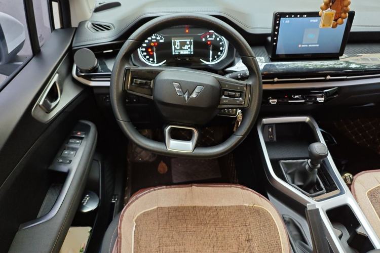 Used Wuling Jiachen 2022 1.5L Manual Enjoyment Elite Model Steering Wheel