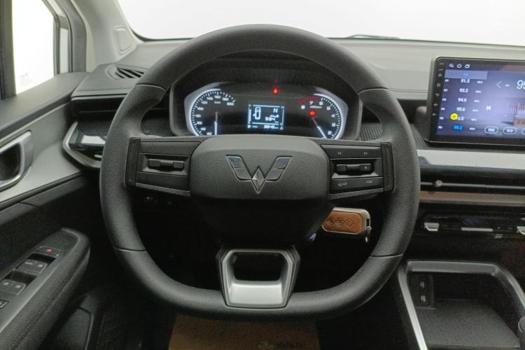 Used Wuling Jiachen 2022 1.5L Manual Enjoyment Elite Model Steering Wheel