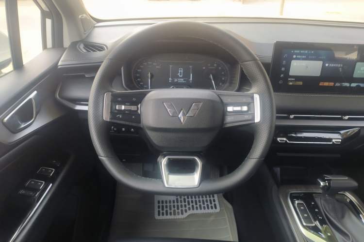 Used Wuling Jiachen 2022 1.5T CVT Deluxe Flagship Edition Steering Wheel