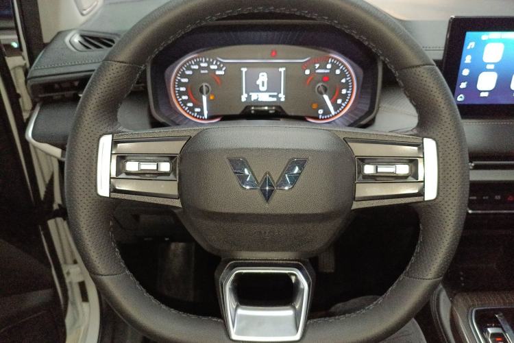 Used Wuling Jiachen 2022 1.5T CVT Deluxe Flagship Edition Steering Wheel