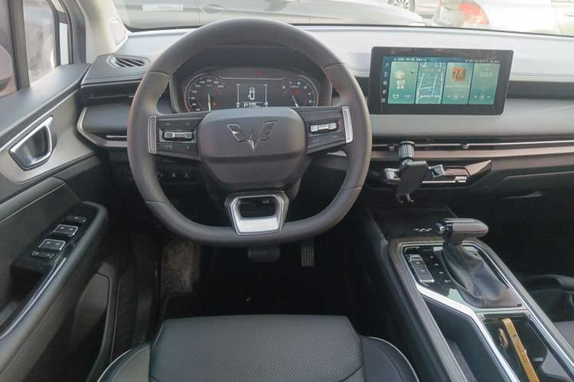 Used Wuling Jiachen 2022 1.5T CVT Deluxe Flagship Edition Steering Wheel