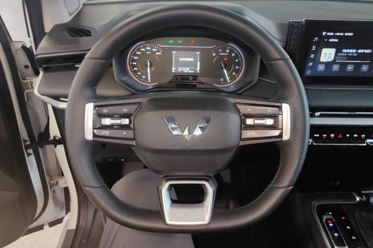 Used Wuling Jiachen 2022 1.5T CVT Deluxe Flagship Edition Steering Wheel