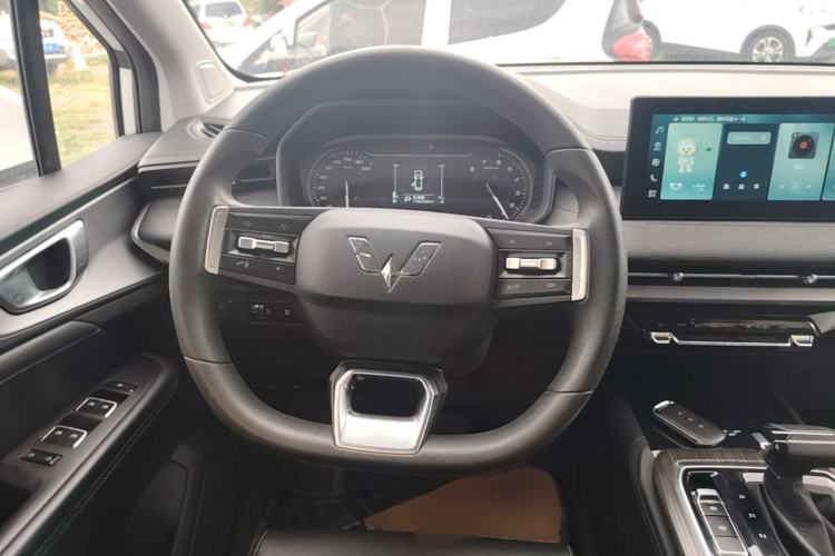 Used Wuling Jiachen 2022 1.5T CVT Smart Luxury Version Steering Wheel