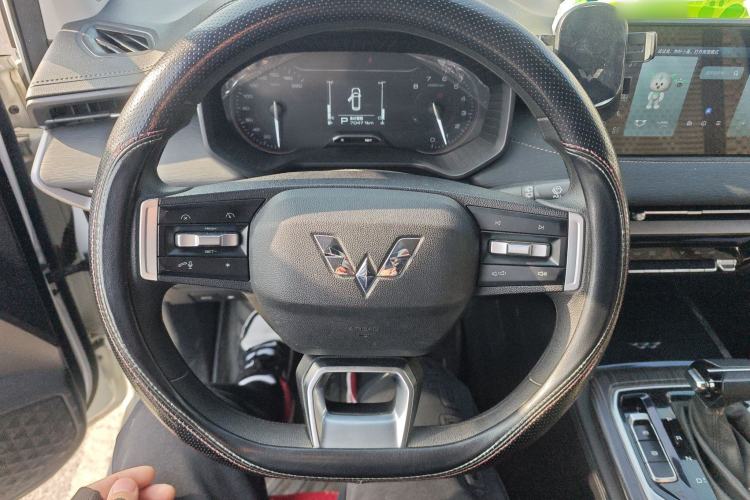 Used Wuling Jiachen 2022 1.5T CVT Smart Luxury Version Steering Wheel