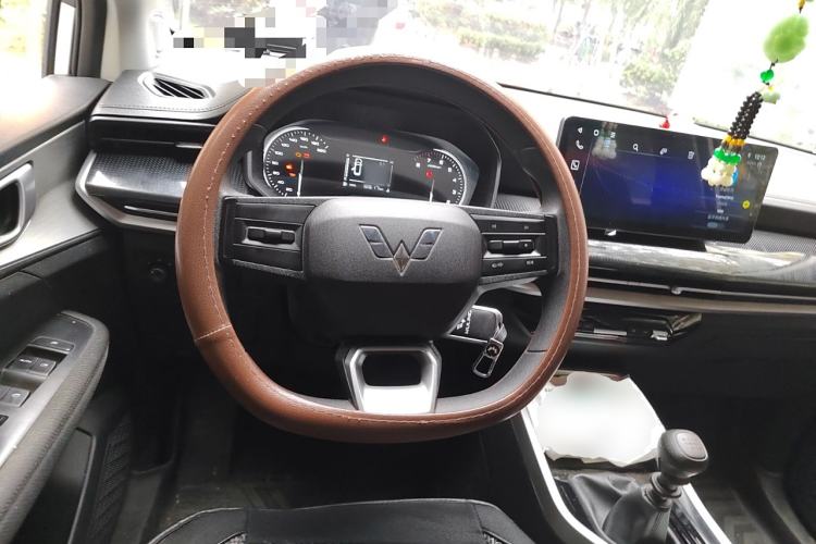 Used Wuling Jiachen 2022 1.5L Manual Enjoyment Elite Model Steering Wheel