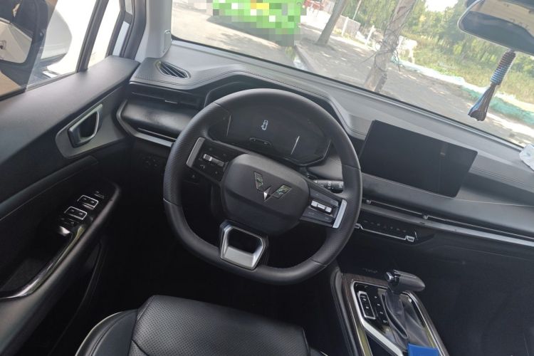 Used Wuling Jiachen 2022 1.5T CVT Deluxe Flagship Edition Steering Wheel