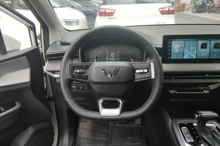 Used Wuling Jiachen 2022 1.5T CVT Deluxe Flagship Edition Steering Wheel