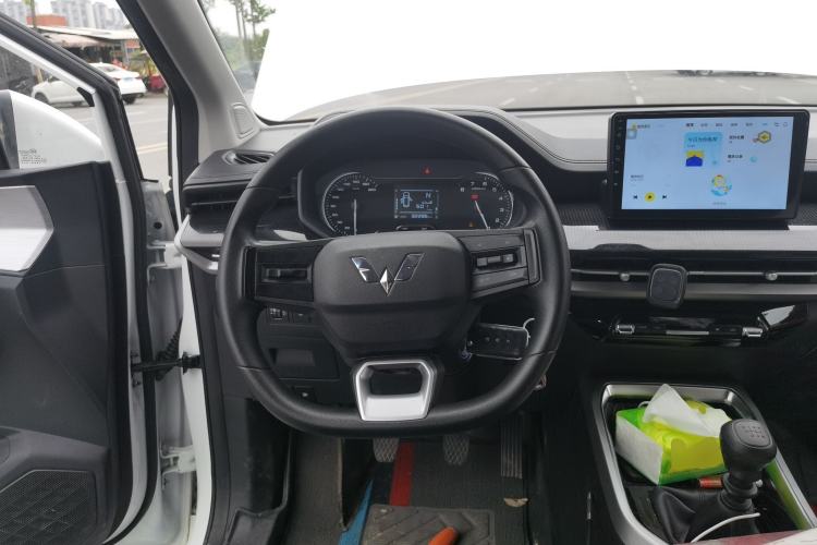 Used Wuling Jiachen 2022 1.5L Manual Enjoyment Elite Model Steering Wheel