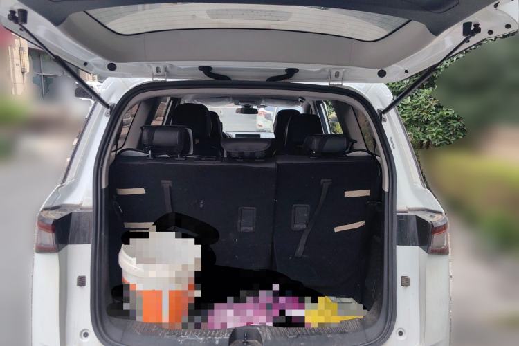 Used Wuling Jiachen 2022 1.5T CVT Smart Luxury Version Trunk