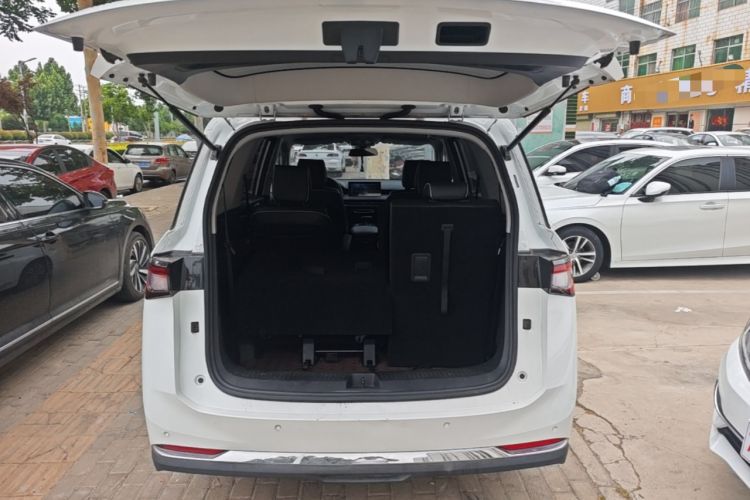 Used Wuling Jiachen 2022 1.5T CVT Deluxe Flagship Edition Trunk