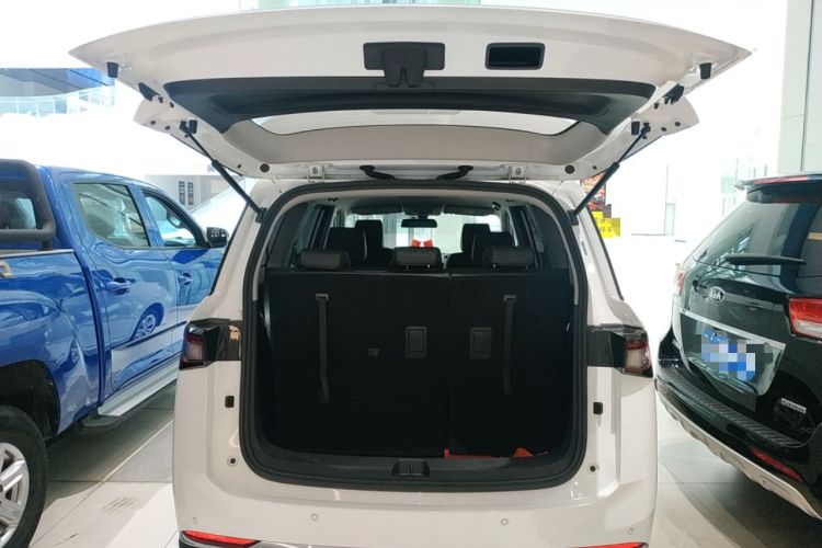 Used Wuling Jiachen 2022 1.5L Manual Light Comfort Edition Trunk