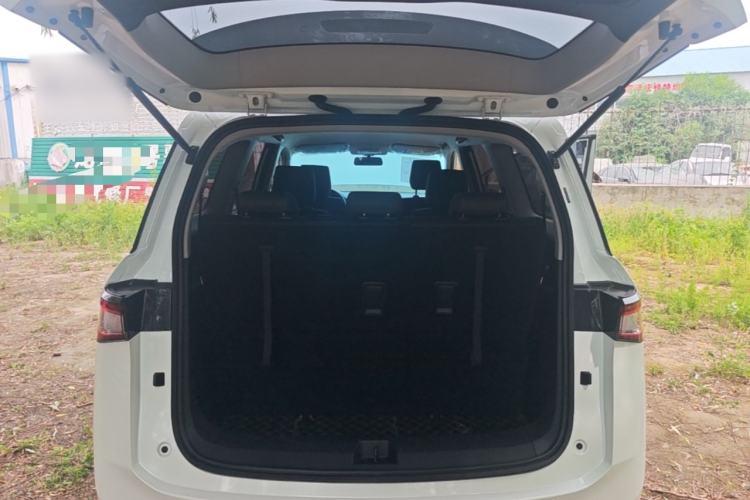 Used Wuling Jiachen 2022 1.5L Manual Enjoyment Elite Model Trunk