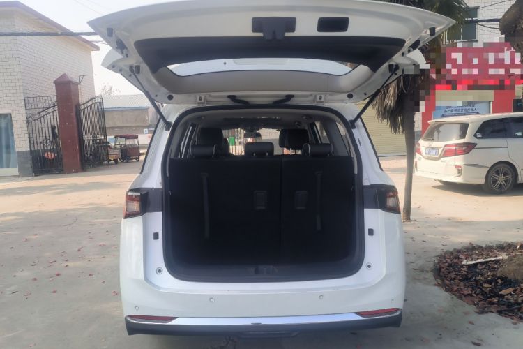 Used Wuling Jiachen 2022 1.5T CVT Deluxe Flagship Edition Trunk