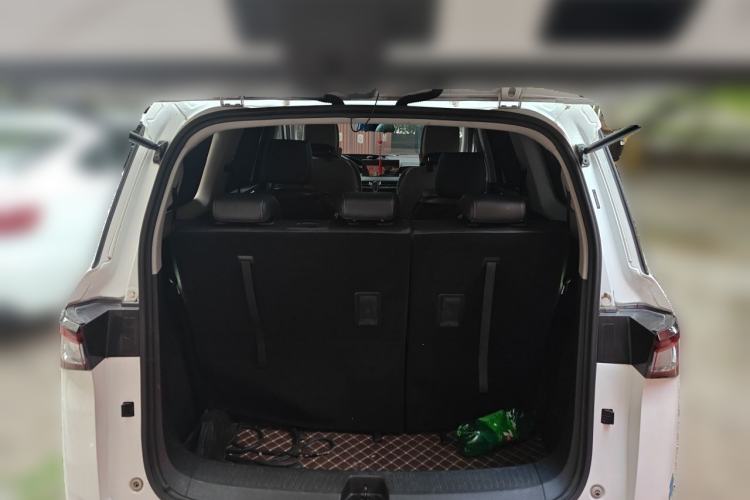 Used Wuling Jiachen 2022 1.5T CVT Smart Luxury Version Trunk