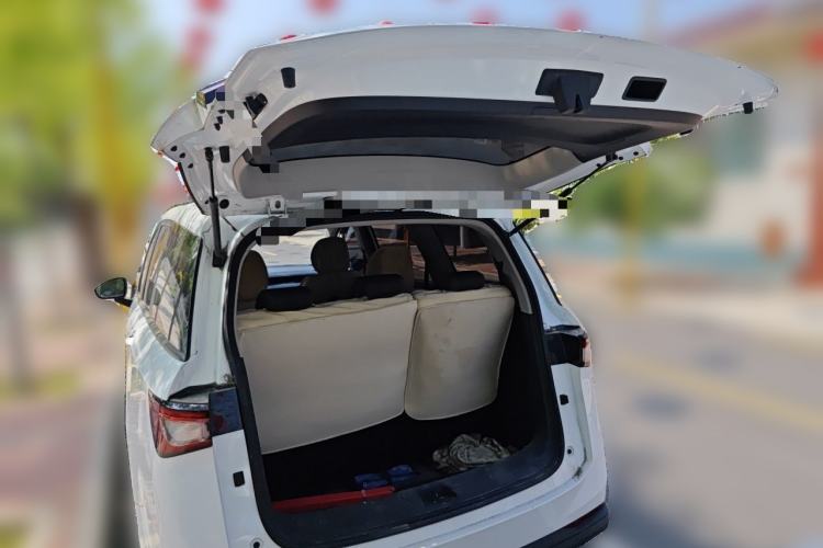 Used Wuling Jiachen 2022 1.5L Manual Enjoyment Elite Model Trunk