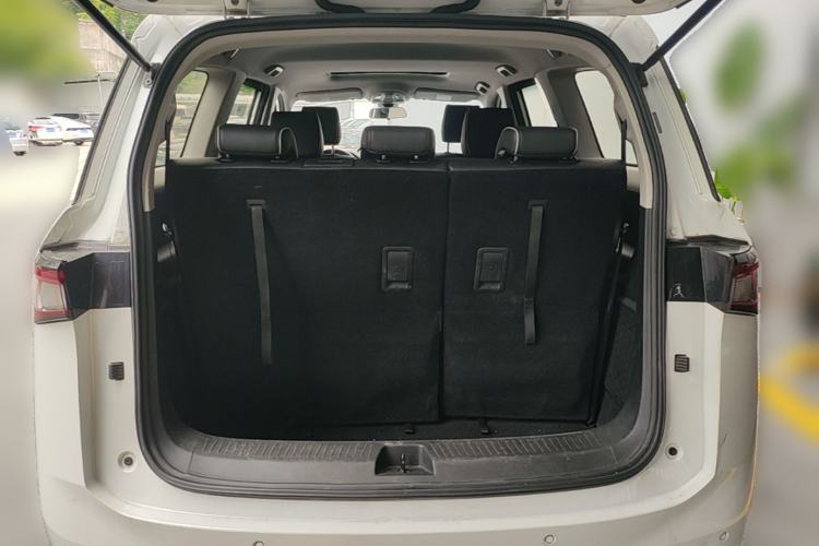 Used Wuling Jiachen 2022 1.5T CVT Deluxe Flagship Edition Trunk