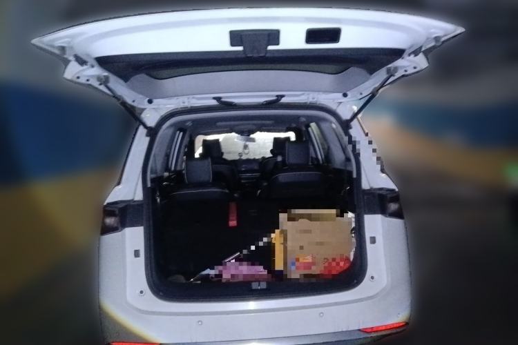 Used Wuling Jiachen 2022 1.5T CVT Deluxe Flagship Edition Trunk