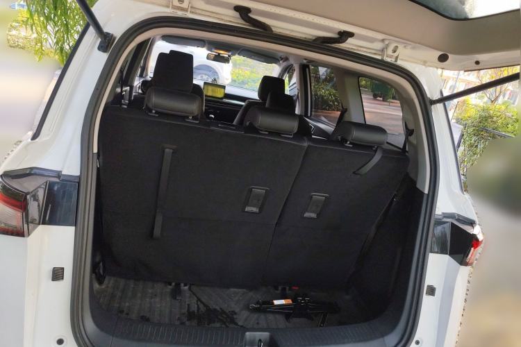 Used Wuling Jiachen 2022 1.5L Manual Enjoyment Elite Model Trunk