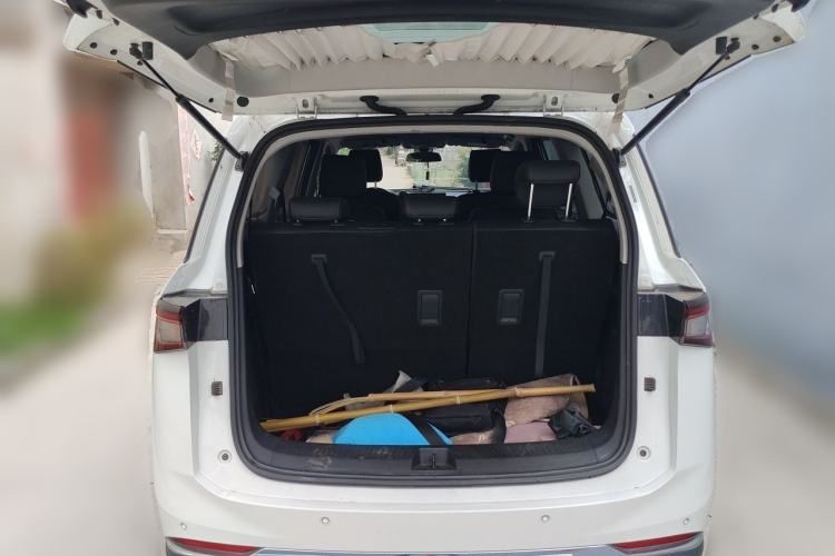 Used Wuling Jiachen 2022 1.5T CVT Smart Luxury Version Trunk