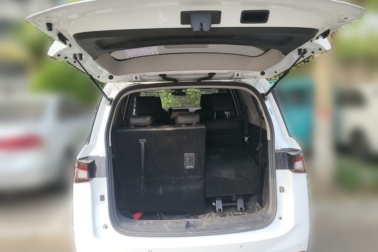Used Wuling Jiachen 2022 1.5T CVT Smart Luxury Version Trunk