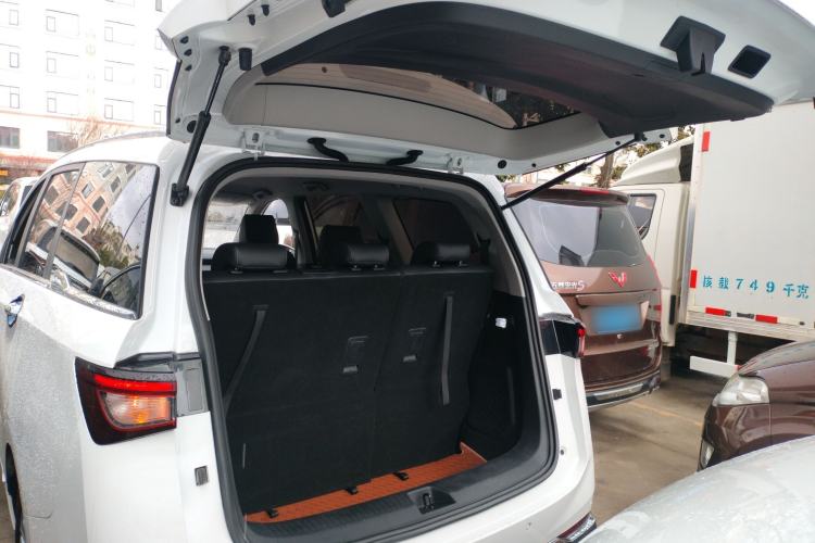 Used Wuling Jiachen 2022 1.5T CVT Smart Luxury Version Trunk