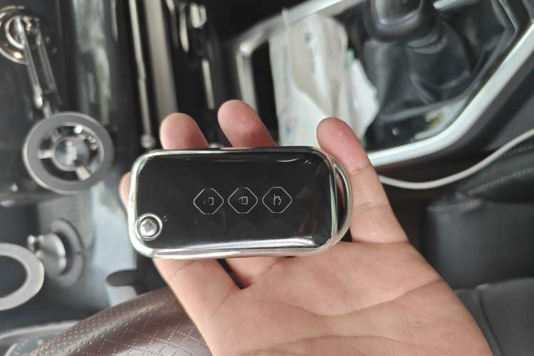 Used Wuling Jiachen 2022 1.5L Manual Enjoyment Elite Model Vehicle Key