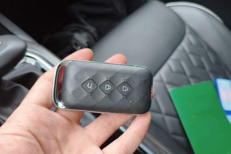 Used Wuling Jiachen 2022 1.5T CVT Deluxe Flagship Edition Vehicle Key