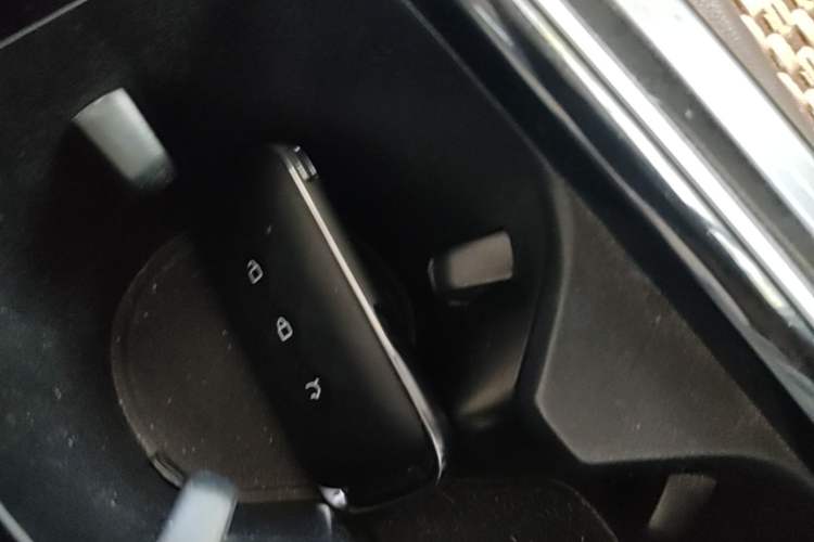 Used Wuling Jiachen 2022 1.5T CVT Deluxe Flagship Edition Vehicle Key